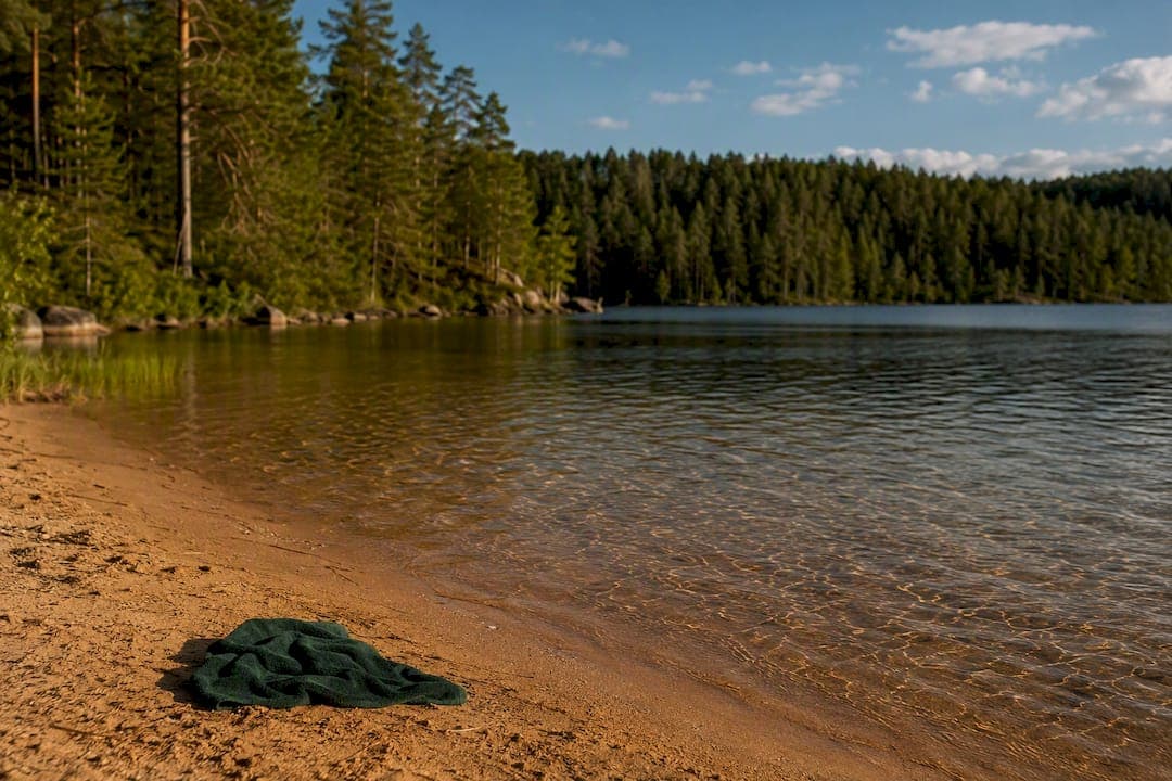 Two Minute Lake Safety Briefing for Parents at Swedish Lakes