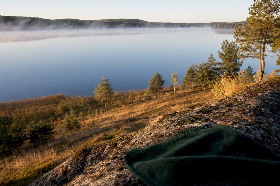 Over 100,000 Lakes: Host Checklist for a True Lakeside Stay in Sweden