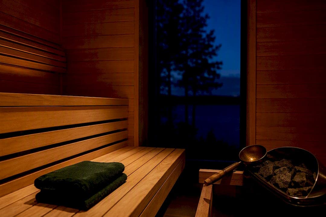 Finish Sauna 60–120 Min Before Bed: Swedish Study + 7 Steps for Sleep