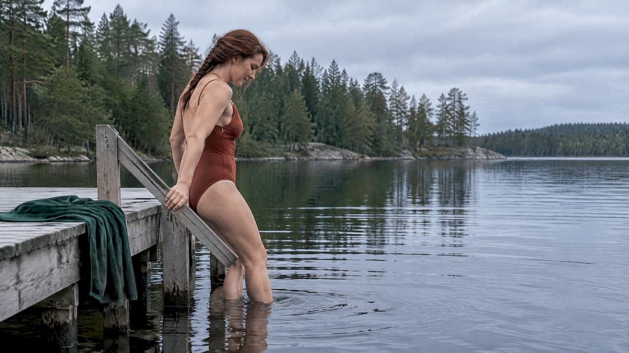 A Morning Dip in a Swedish Lake: How to Do It Well